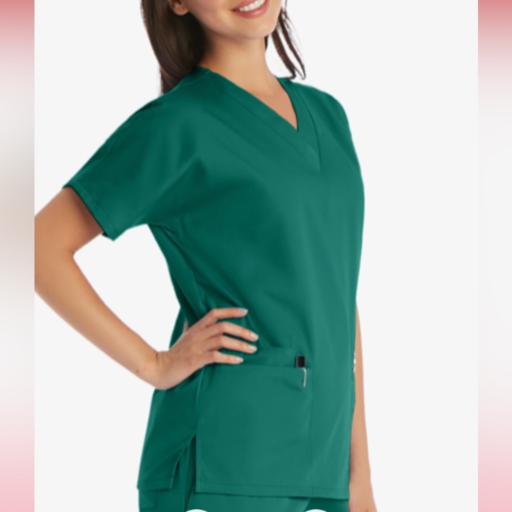 Cherokee scrub top